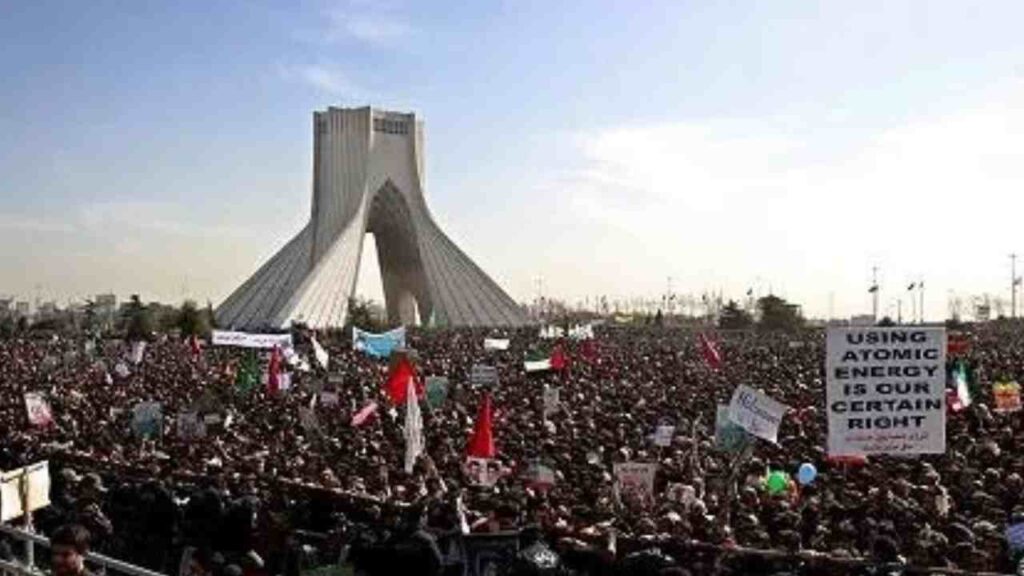 Iran Under Siege: How International Isolation and Internal Repression Shape the Islamic Republic’s Future.