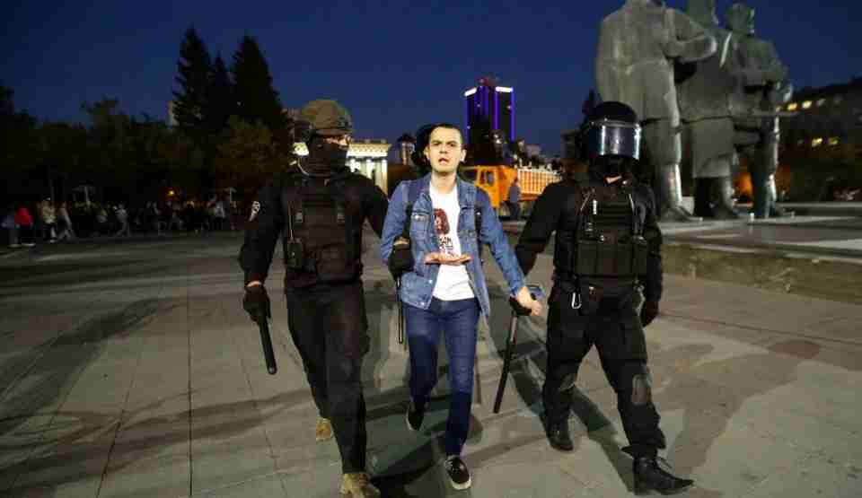 Russians Rally Against Putin in St. Petersburg as Ukraine’s Strikes Fuel Domestic Unrest.