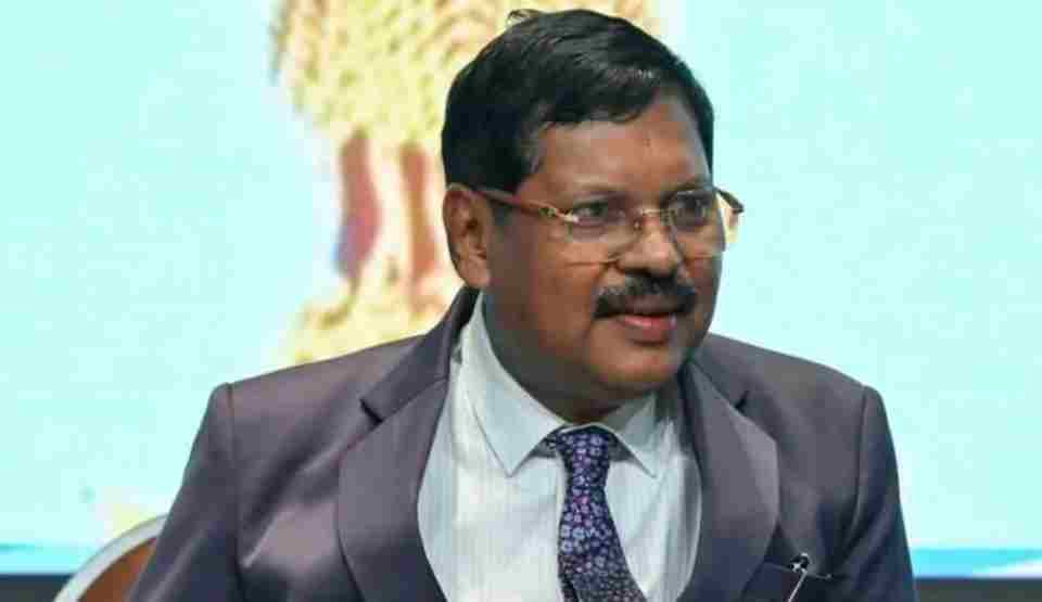 Indian Chief Justice Targeted in Courtroom Shoe Attack Over Religious Comments.